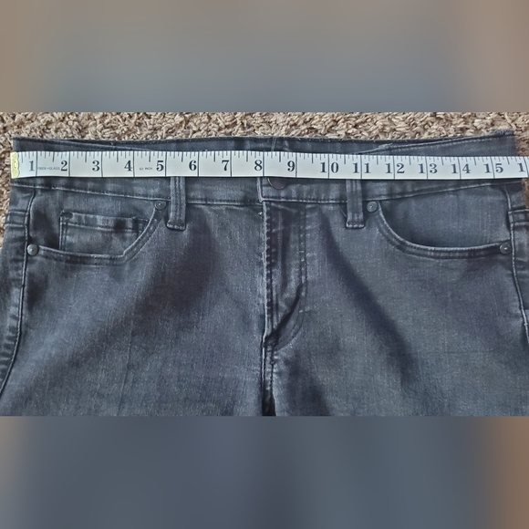 CALVIN KLEIN LOW RISE STRAIGHT LEG STRETCHY JEANS - Picture 8 of 8